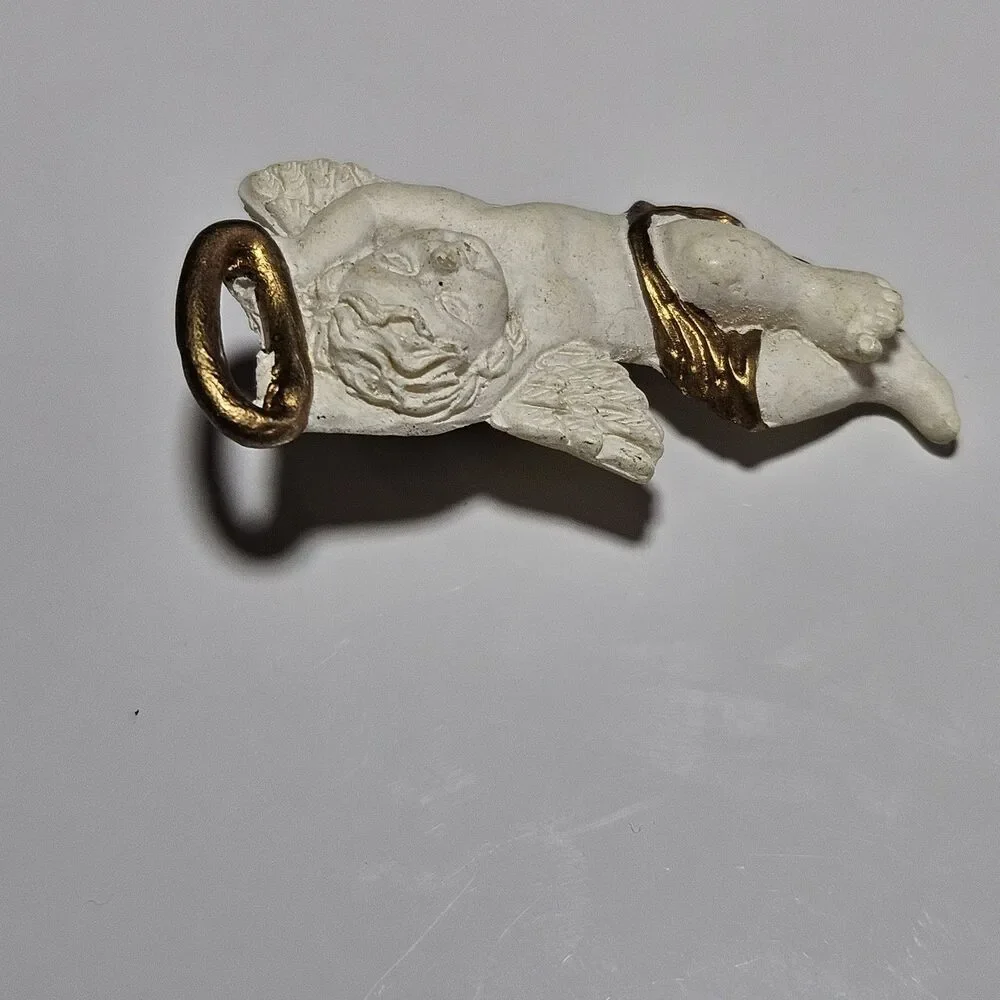 Vintage White And Gold Colored Cherub Brooch Pin Angel